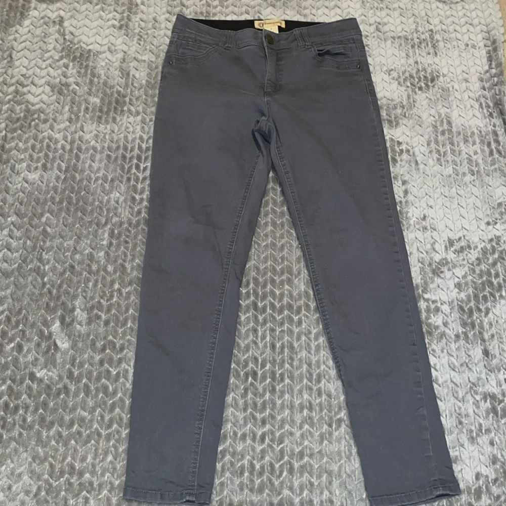 Democracy “Ab” technology Jeans. Size 8. Skinny Jeans. - Picture 6 of 11